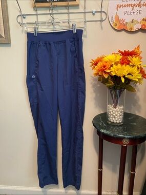 Wonder Wink Pro Women’s Modern Fit Scrub Pants Sz XS